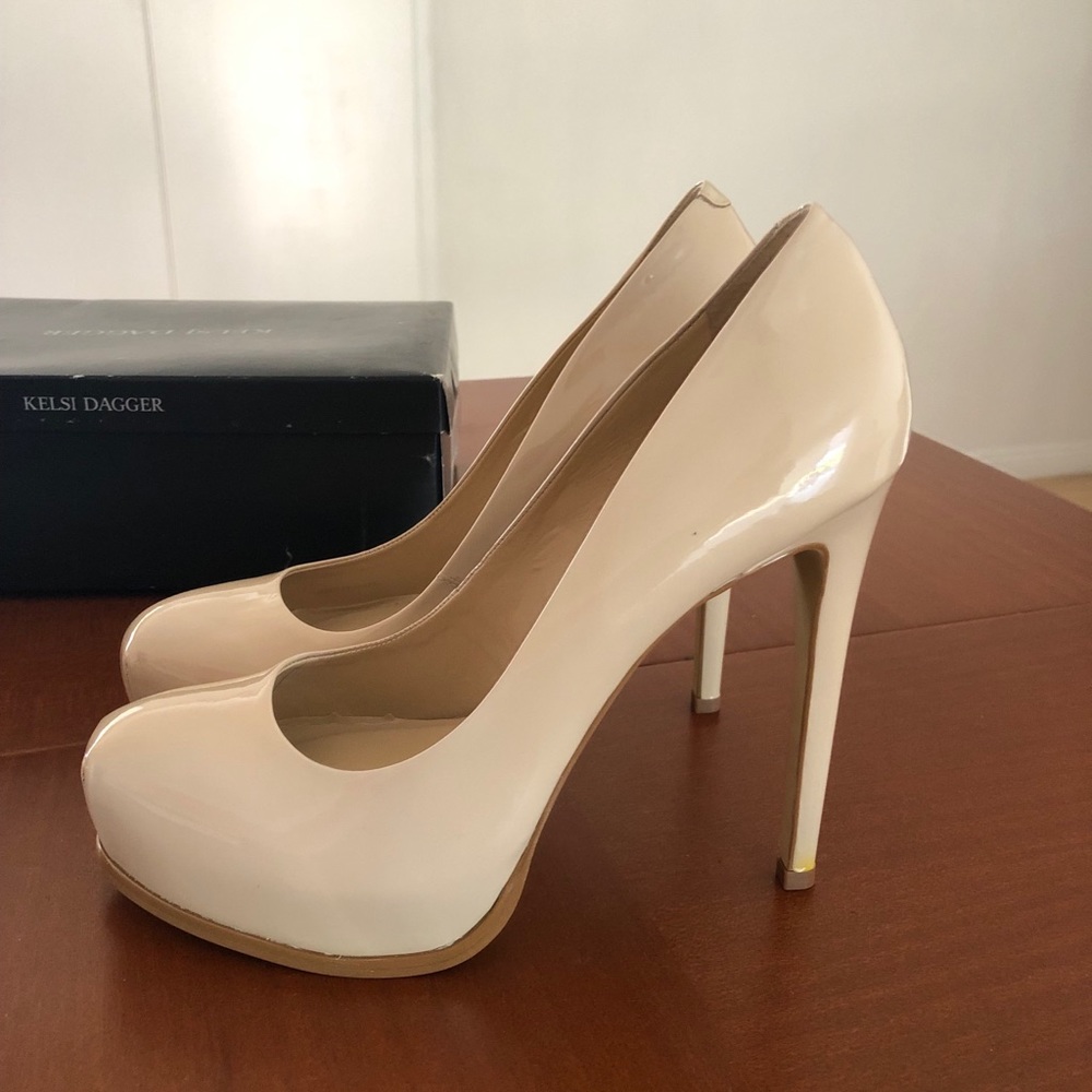 Kelsi Dagger Heels